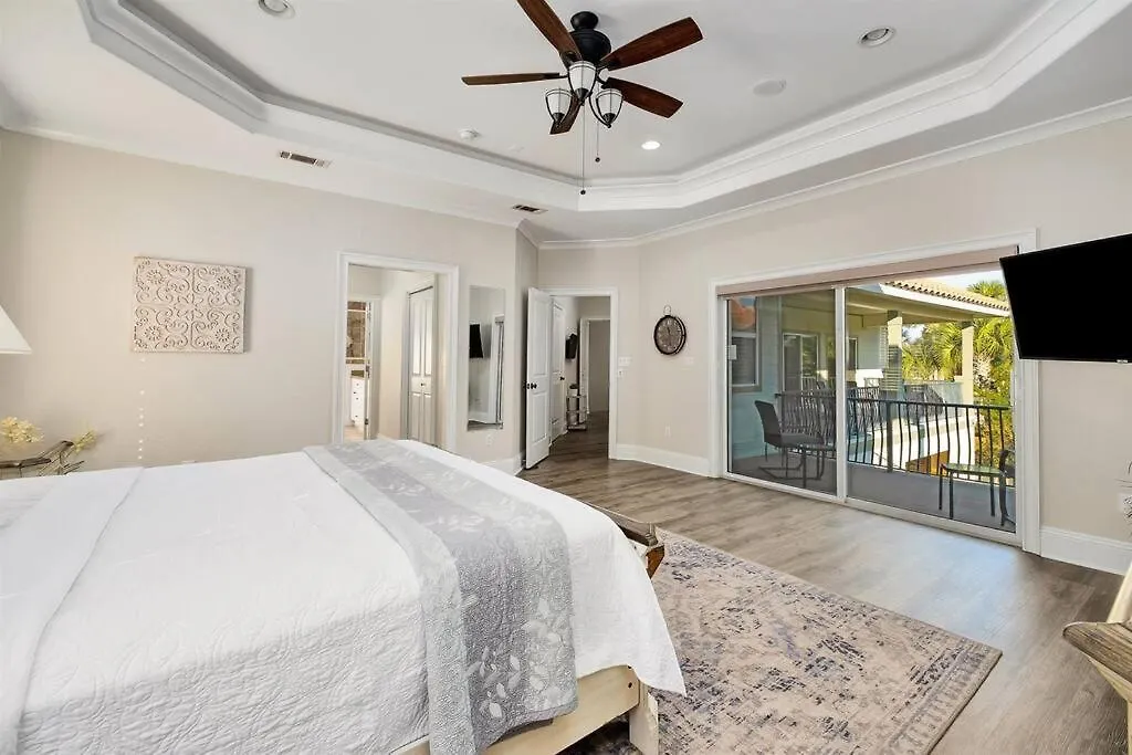 Holiday home Seas The Day Destiny East Neighborhood Private Villa