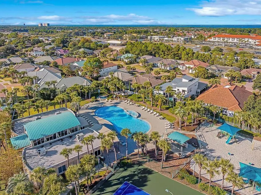 Seas The Day Destiny East Neighborhood Private Villa 0*, Destin