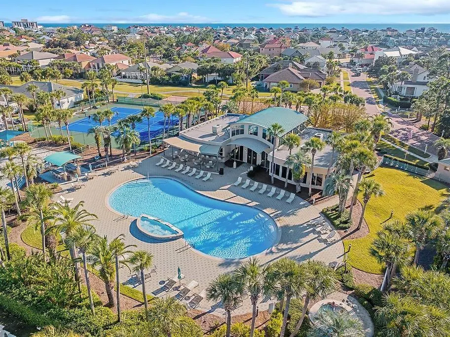 Seas The Day Destiny East Neighborhood Private Villa