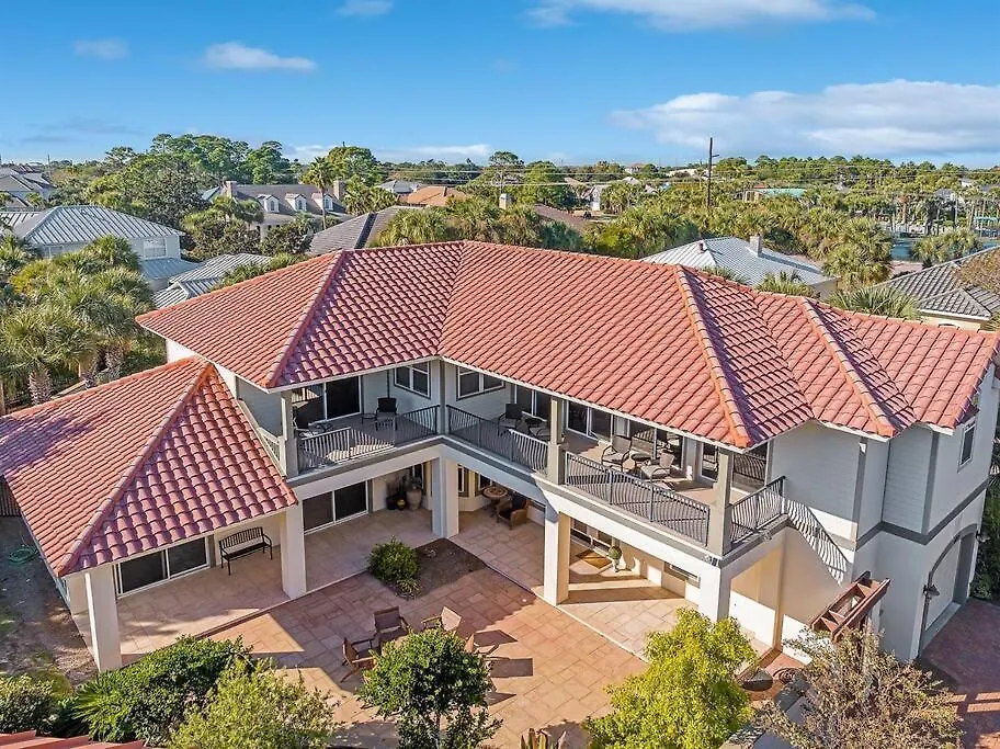 Holiday home Seas The Day Destiny East Neighborhood Private Villa United States